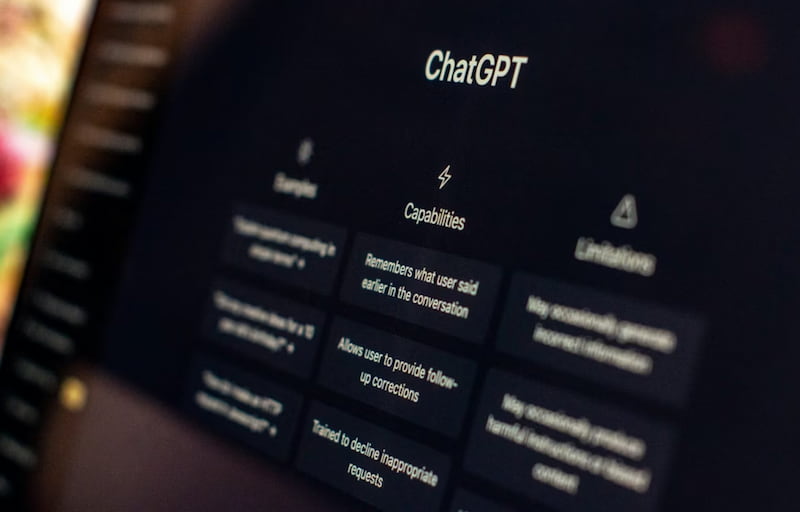 Pros and Cons of Using AI Chatbots in Academia